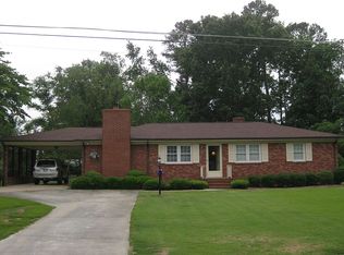 206 Holly Rd, Goldsboro, NC 27534
