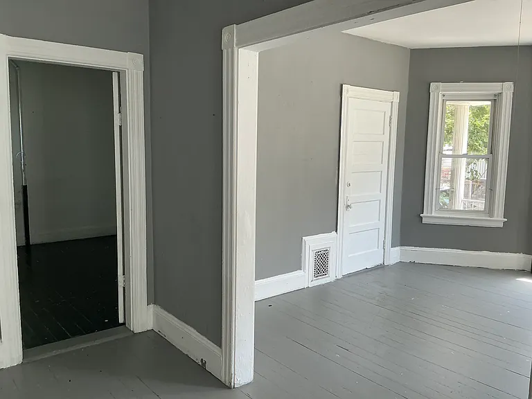 9 Grove St #1 — Photo 2