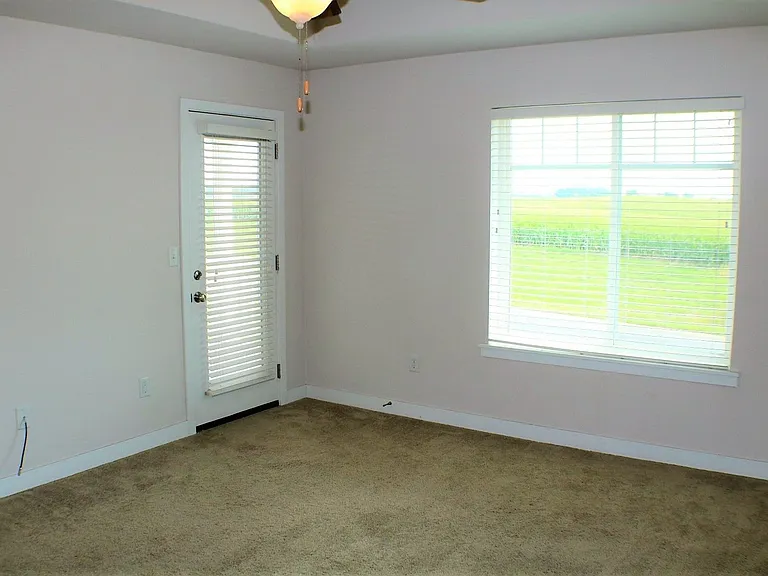 459 Taft Ave SE — Photo 19