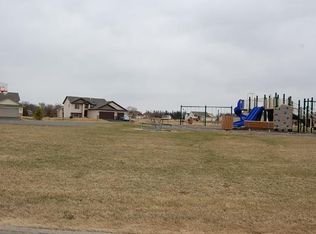 31784 Meadowlark Ln, Lindstrom, MN 55045