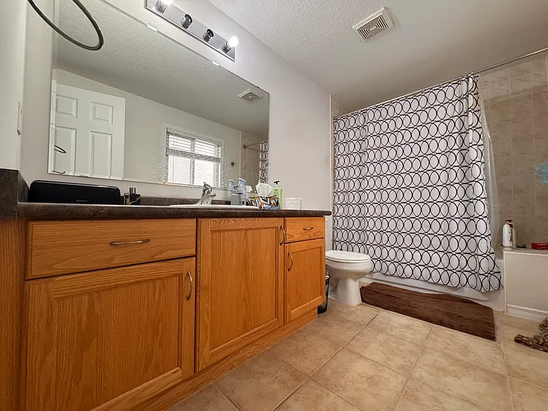 648 Winterberry Ave — Photo 9
