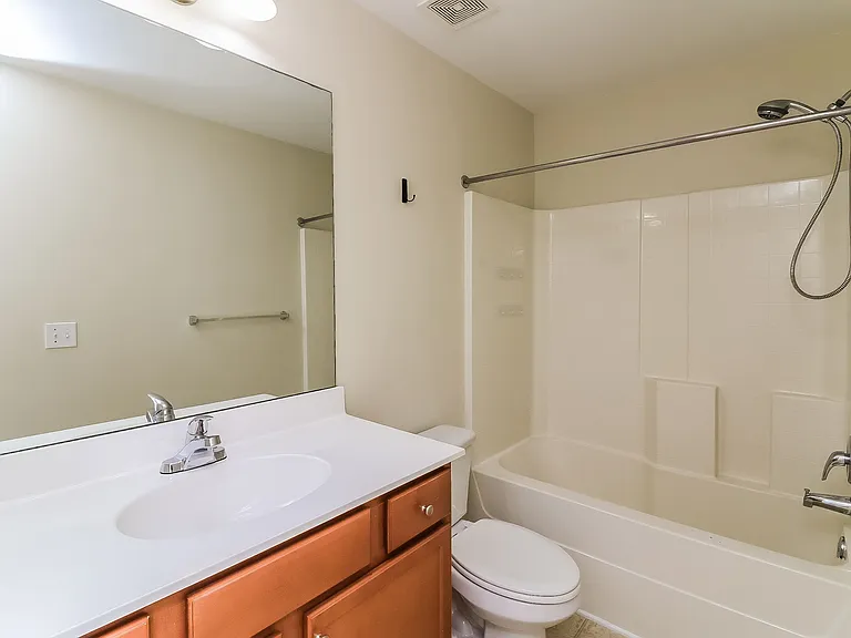 131 Terrace Walk — Photo 11