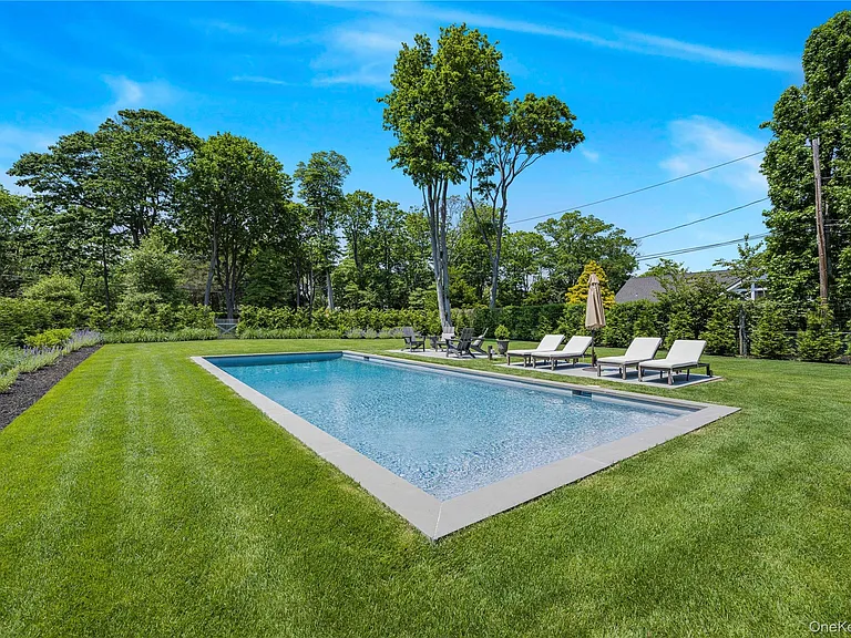 5 Thorn Hedge Rd — Photo 5