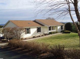 11 Foxberry Ct, Mount Sidney, VA 24467