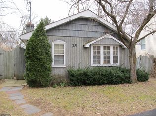 25 Toquet St, Haskell, NJ 07420