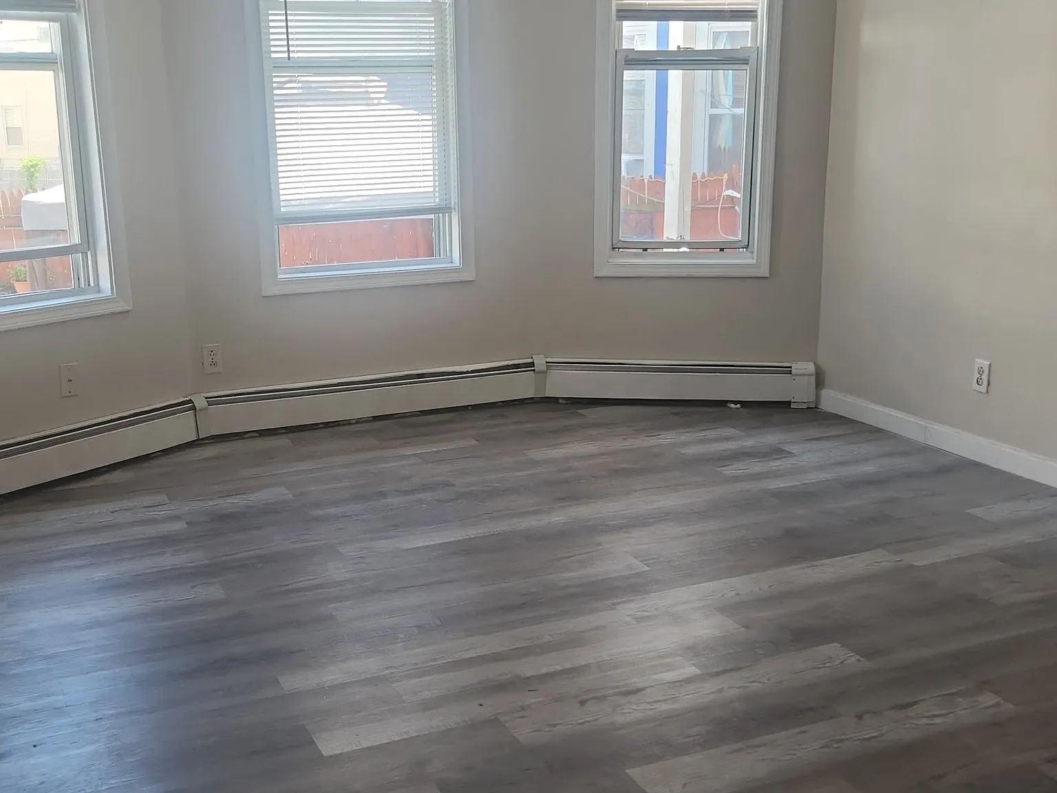 3 bed, $2,500 — Photo 3