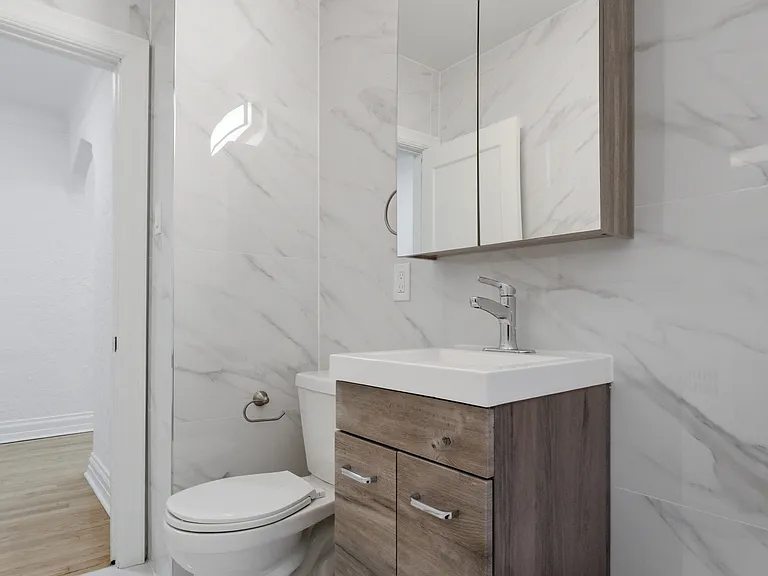 235 Cooper St — Photo 12