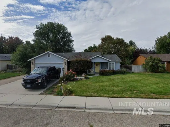 215 N Mira Ave, Star, ID 83669