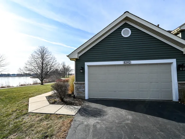 1092 Ridgefield Cir, Carol Stream, IL 60188