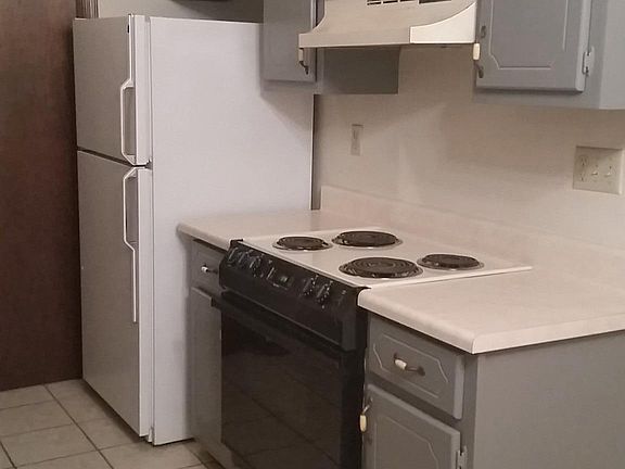 4th image of 117 Pinoak Ct E