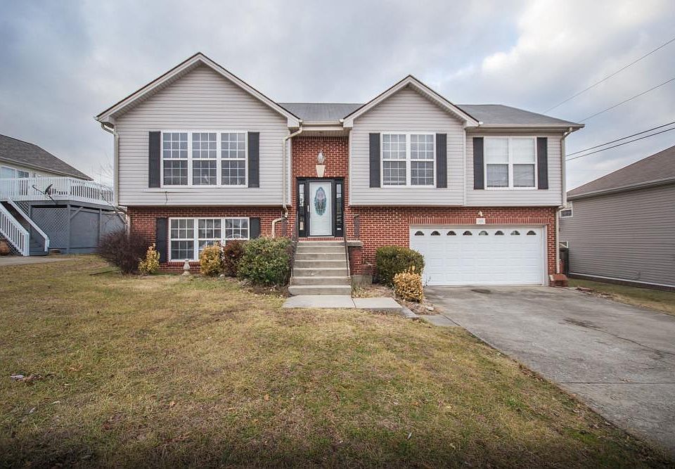 1st image of 105 Greentree Dr