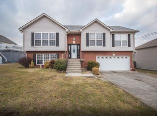 105 Greentree Dr, Nicholasville, KY 40356