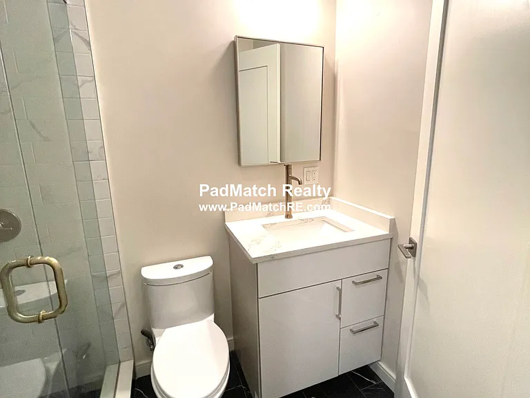 64 Chelsea St #1 — Photo 30