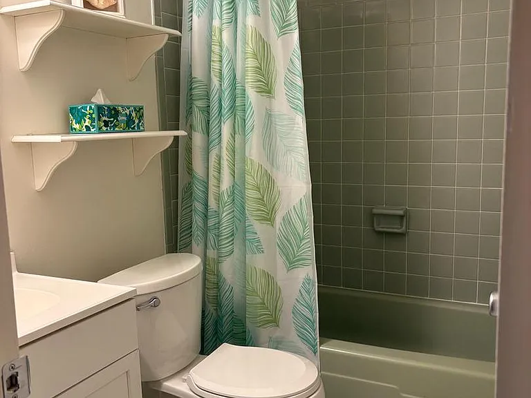 327 Saint Marys Ave #7-H — Photo 3