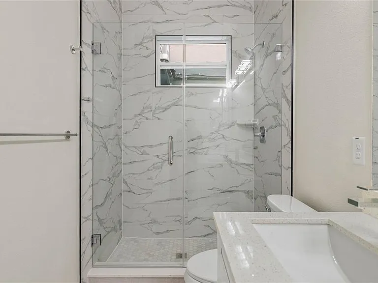 6974 Belltree Ct — Photo 15