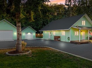 417 Central Ave, Pe Ell, WA 98572