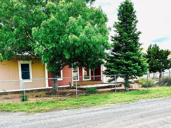 5404 Sultan St, Las Vegas, NM 87701