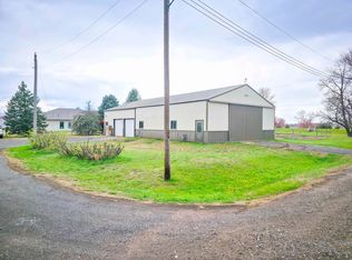 104 5th St, Meadow Grove, NE 68752