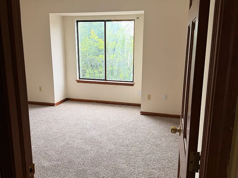 73 Mountford St #5B — Photo 3