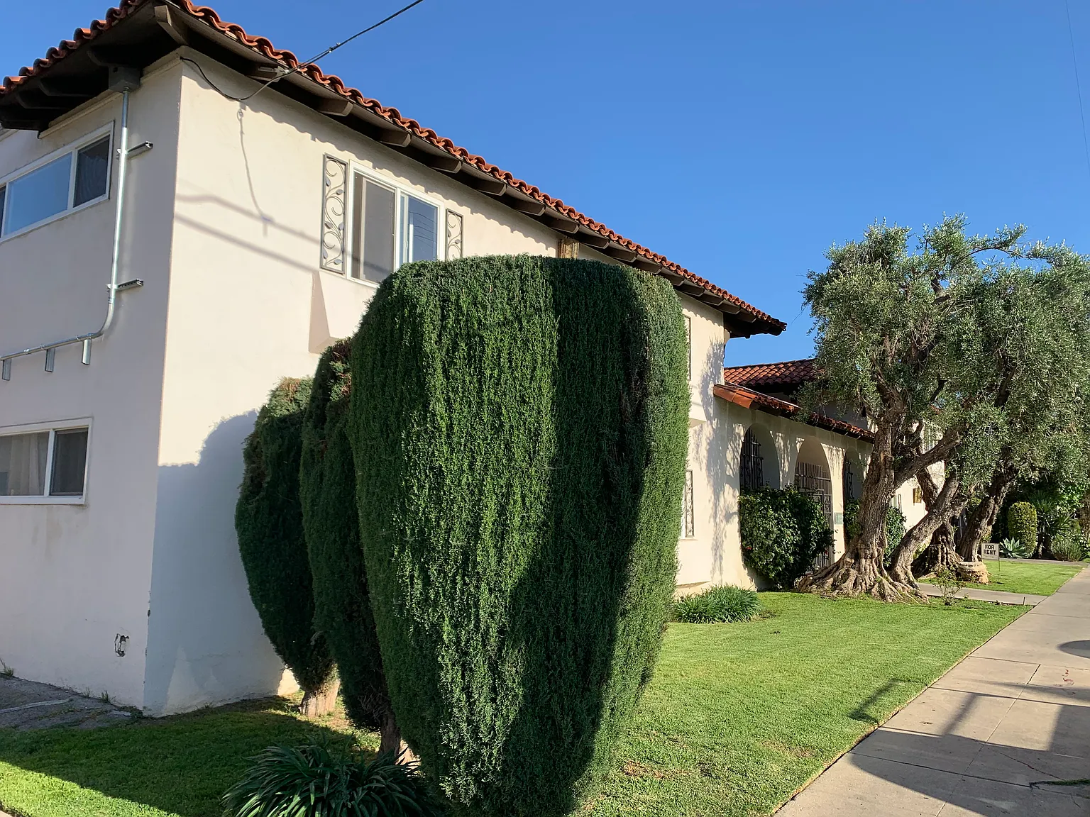 2 bed, $2,150 — Photo 3