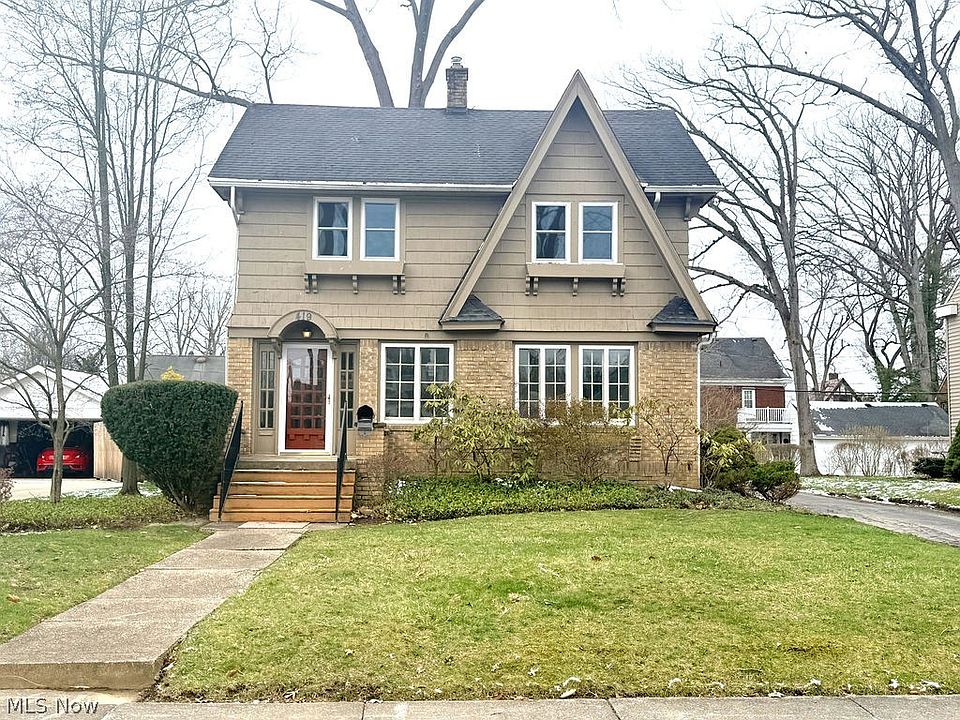 1st image of 419 Oak Knoll Ave NE