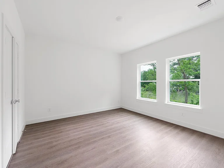 835 Paul Quinn St #B — Photo 15