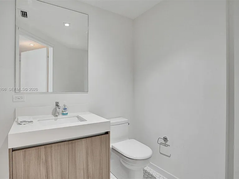 401 N Birch Rd #715 — Photo 19