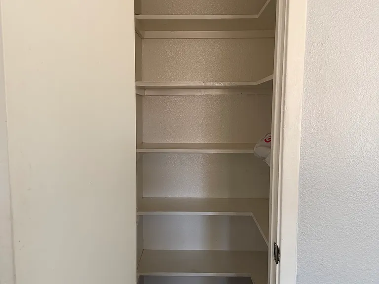 2349 E Alameda Dr — Photo 14
