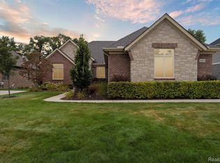 6001 Park Ave, Washington, MI 48095