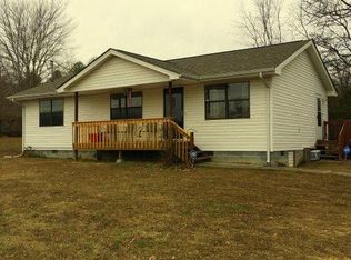 320 Old Riceville Rd, Athens, TN 37303