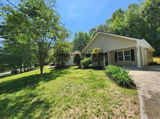 7820 Wilkinson Dr, Gainesville, GA