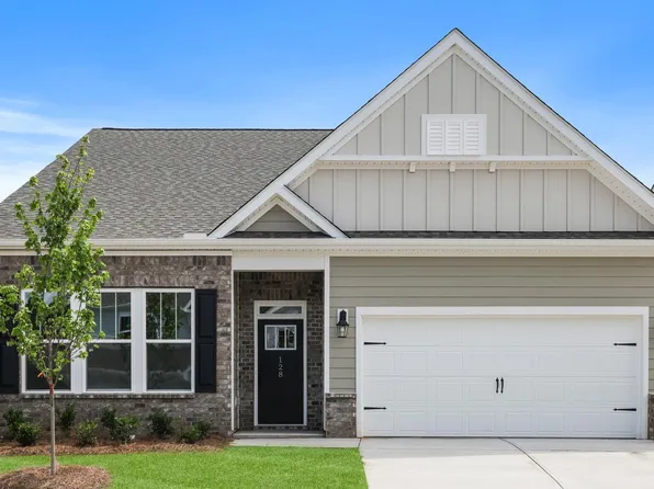 128 Scarlet Leaf Ln, Greenville, SC 29607
