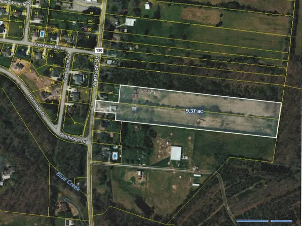 8 Westside Dr, Tullahoma, TN 37388