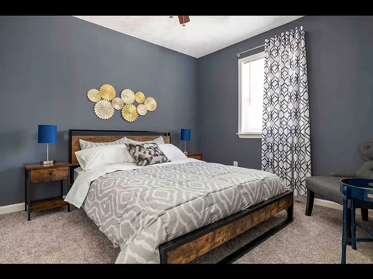 4534 Montgomery Way — Photo 12