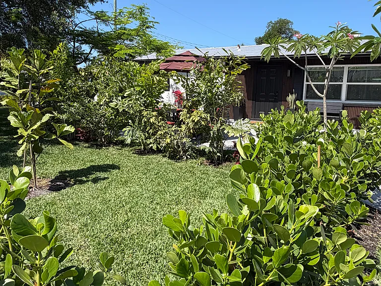 1191 Rordon Ave — Photo 28