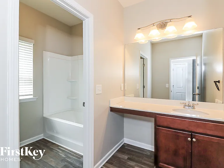 195 Bryon Ln — Photo 14