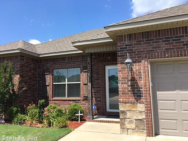 1st image of 503 Samuel Loyce Dr
