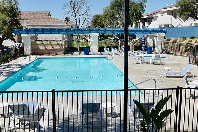 Vista Springs Apartments — Photo 19