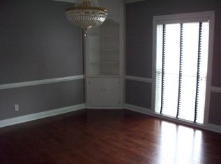 3005 Colonial Hill Rd, Louisville, KY 40205