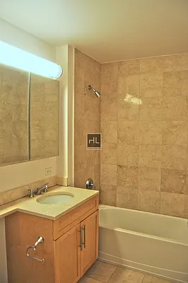 Rented by Highline Residential | media 6
