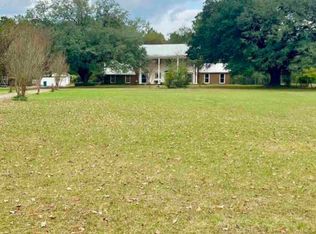 1315 Spring St, Carthage, TX 75633