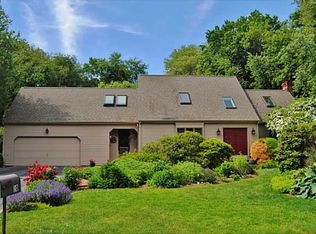 10 Tall Pines Dr, Barrington, RI 02806