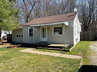 5423 Pleasant St, North Ridgeville, OH 44039