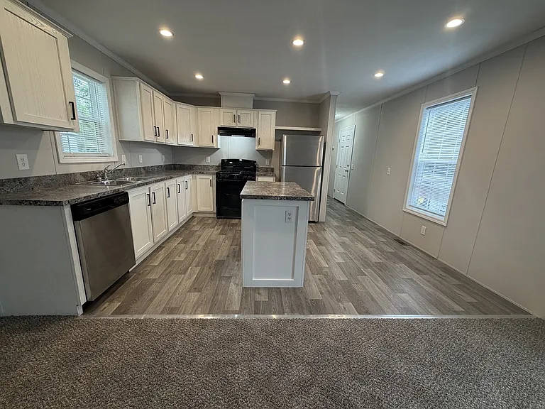 38000 Le Chateau Blvd #961 — Photo 5