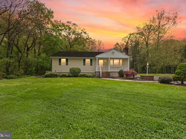 6521 Blackhead Rd, Middle River, MD 21220