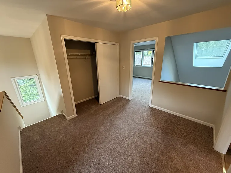 83 Winterberry Ct — Photo 14