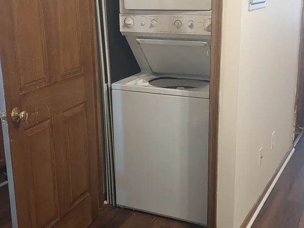 1731 W Main St, Richmond, VA 23220