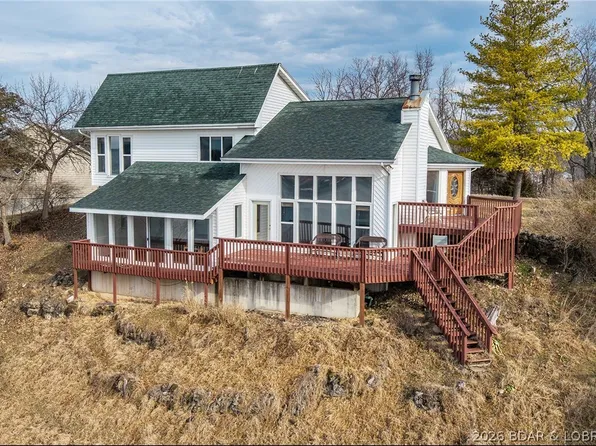 1612 Camp Hohn Dr, Gravois Mills, MO 65037