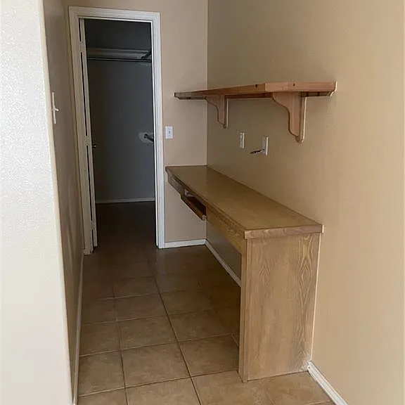 2503 Salvatierra Ave #13 — Photo 7