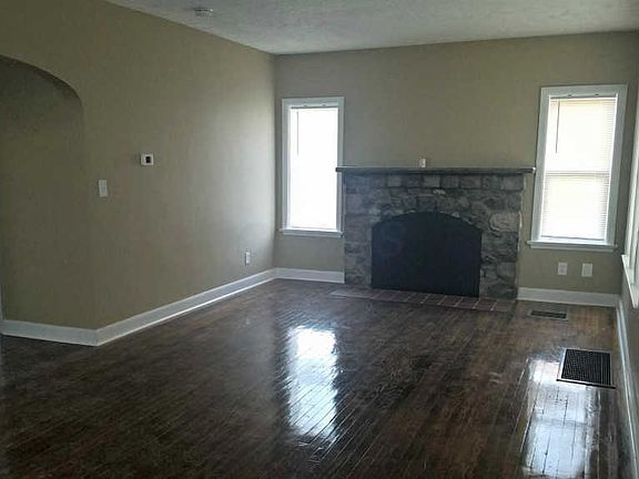 5th image of 1548 Republic Ave